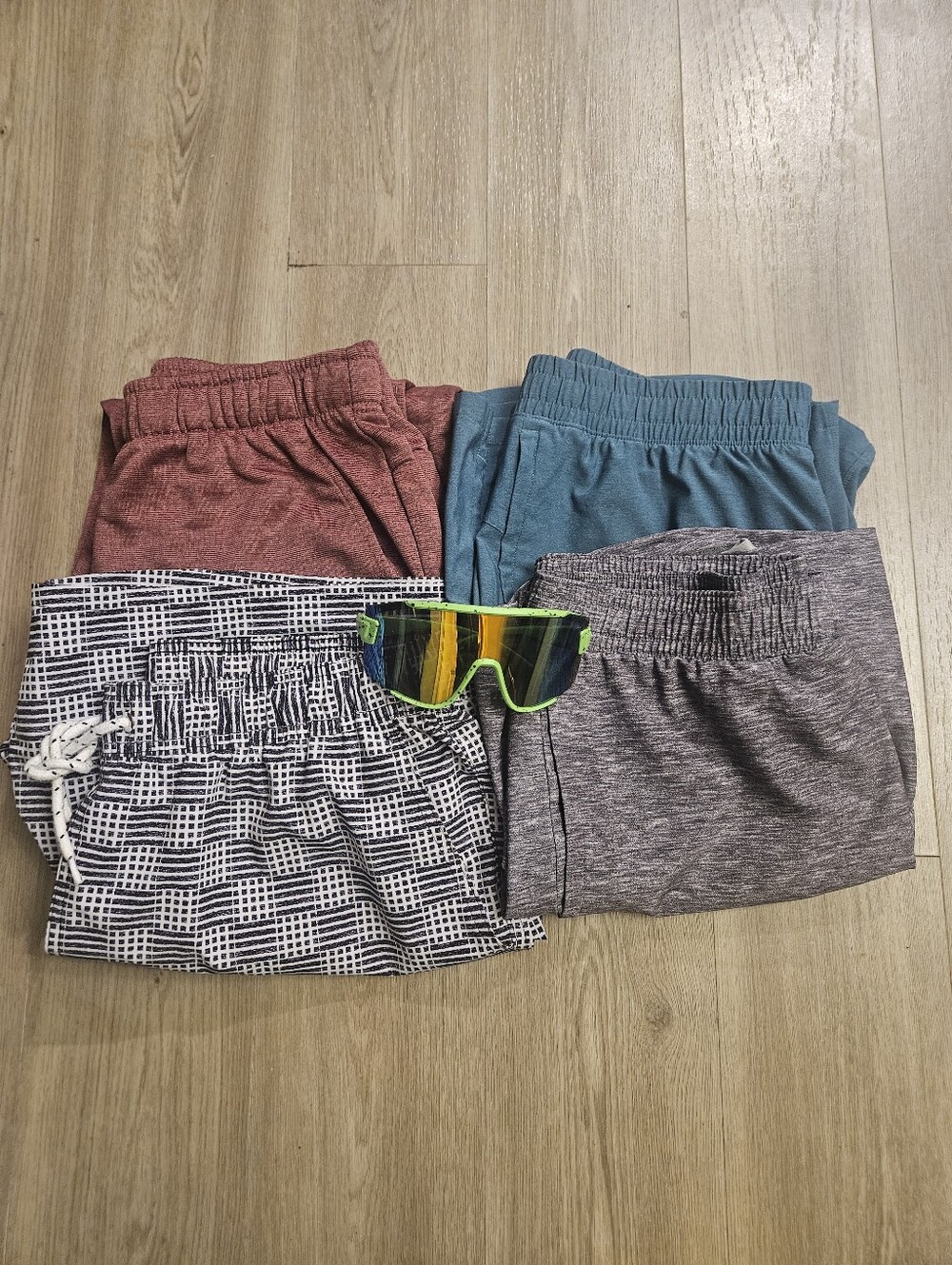 5pc Mens Activewear Size Med/Large BUNDLE